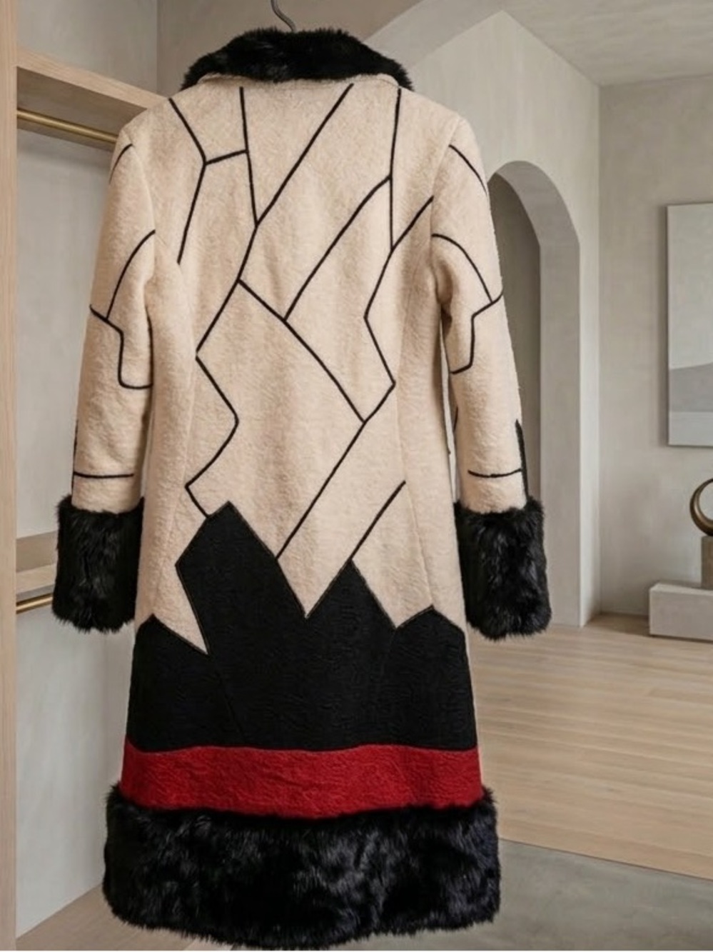Vintage MaxMara Made in Italy Geometric Wool Coat with Fur Trim size 8 / EU 40 - Picture 3 of 8